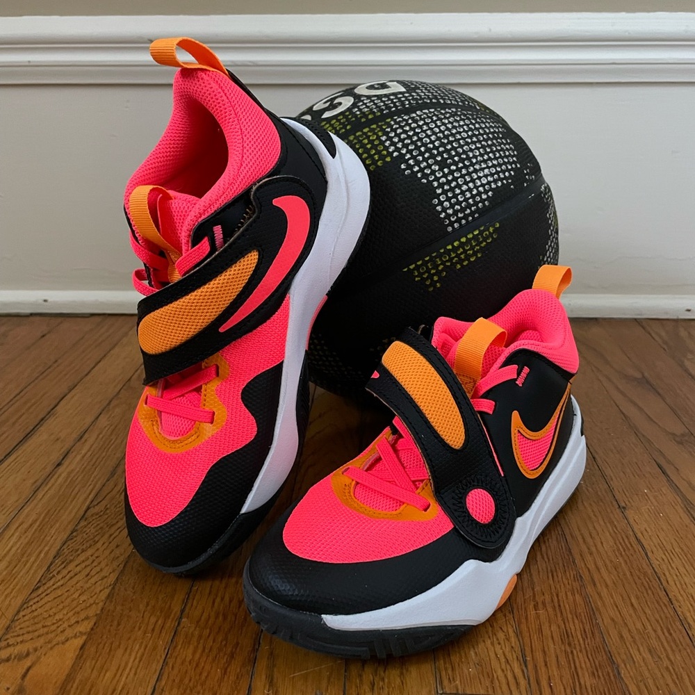 Nike boys basketball shoes